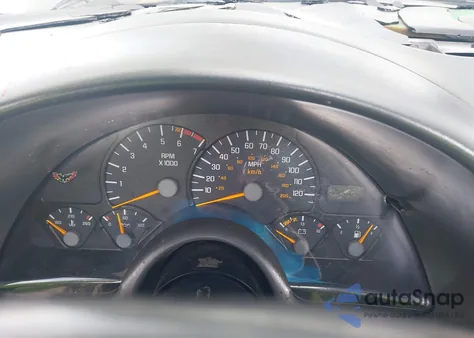 1998 Pontiac Firebird z USA, uszkodzony, nr VIN 2G2FS22K0W2232091